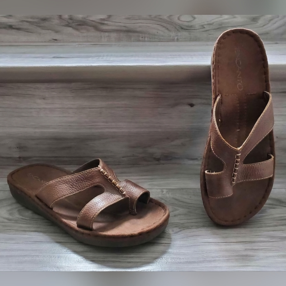Encanto leather sandals